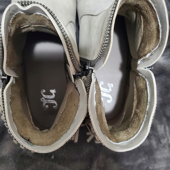 Zipper detail stone colored fringe booties - Picture 5 of 5